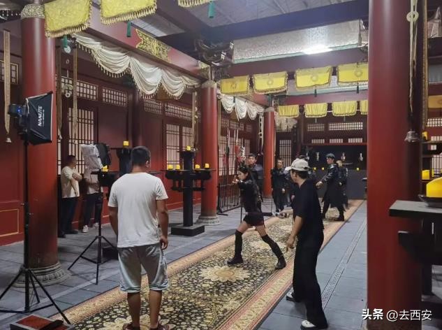 揭秘“短劇之都”幕后功臣 造夢工廠影視基地為何如此出眾？